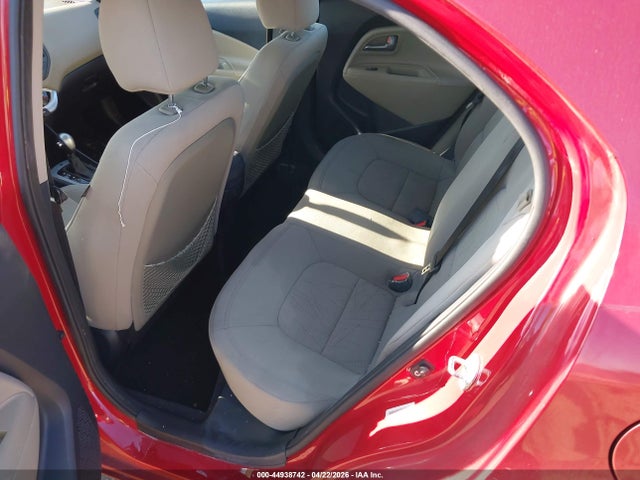 KIA RIO EX - 8