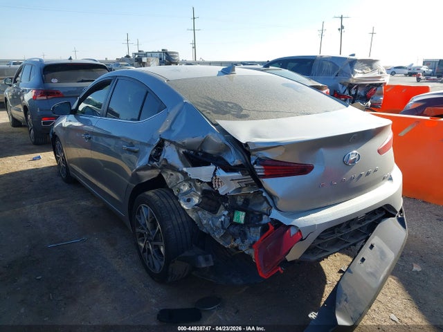 2020 Hyundai ELANTRA LIMITED — фото 3