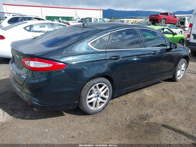 FORD FUSION SE - 4