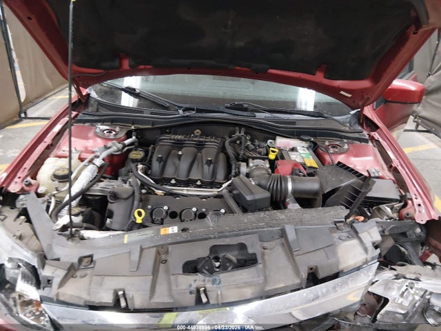 FORD FUSION SE - 10