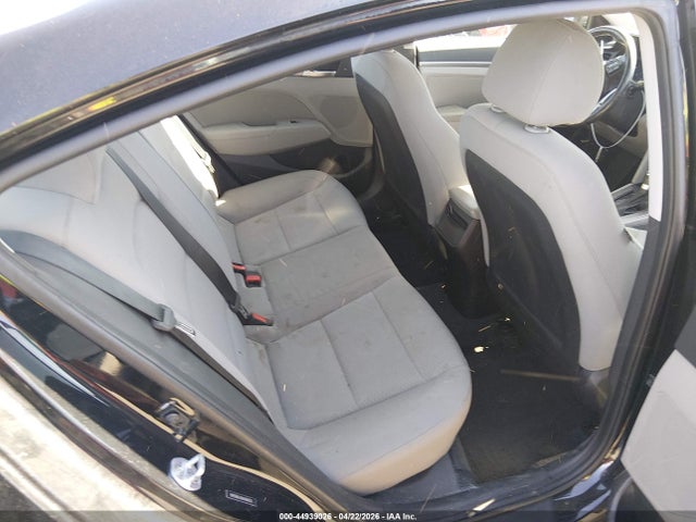 HYUNDAI ELANTRA VALUE EDITION - 8