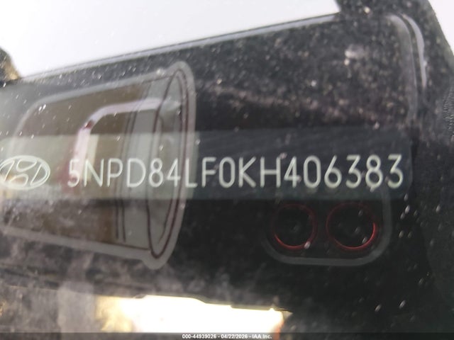 HYUNDAI ELANTRA VALUE EDITION - 9