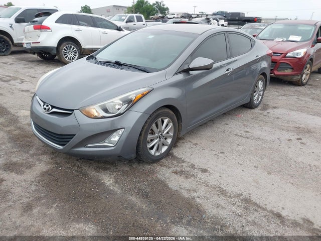 HYUNDAI ELANTRA SE - 2