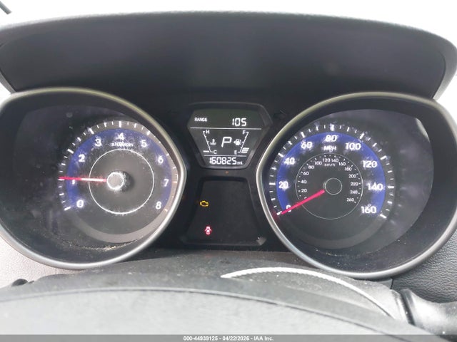 HYUNDAI ELANTRA SE - 7