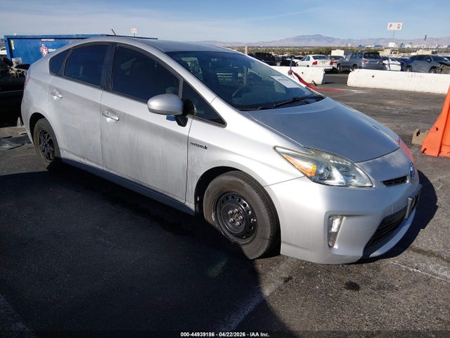 TOYOTA PRIUS - 1