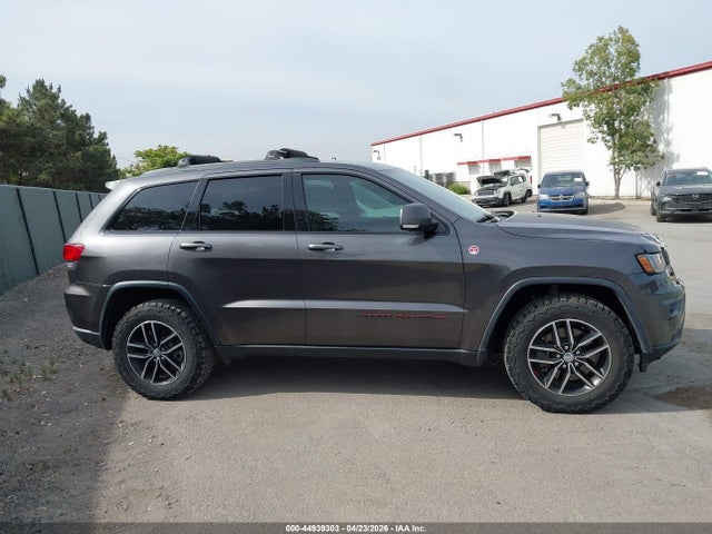 2018 JEEP GRAND CHEROKEE TRAILHAWK 4X4 13