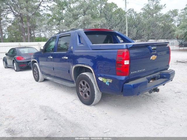CHEVROLET AVALANCHE LT - 3