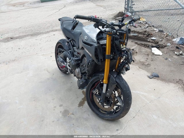 2014 YAMAHA FZ09 