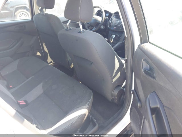 FORD FOCUS S - 8