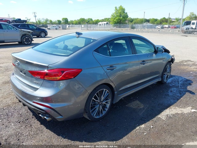 2017 Hyundai ELANTRA SPORT 照片 4