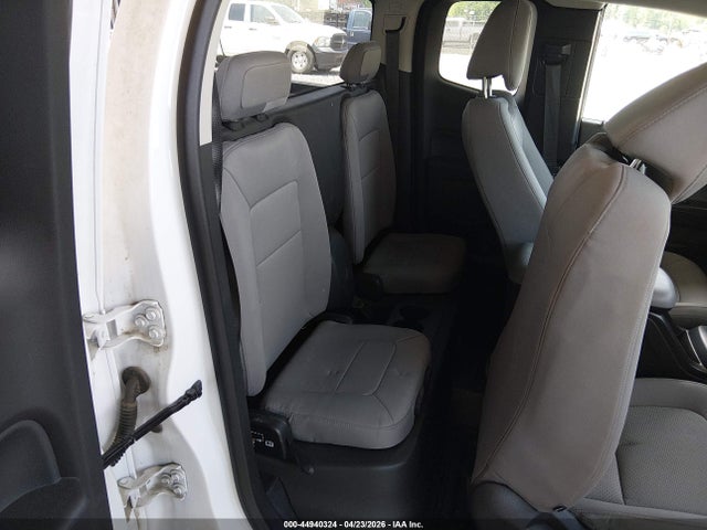 CHEVROLET COLORADO WT - 8