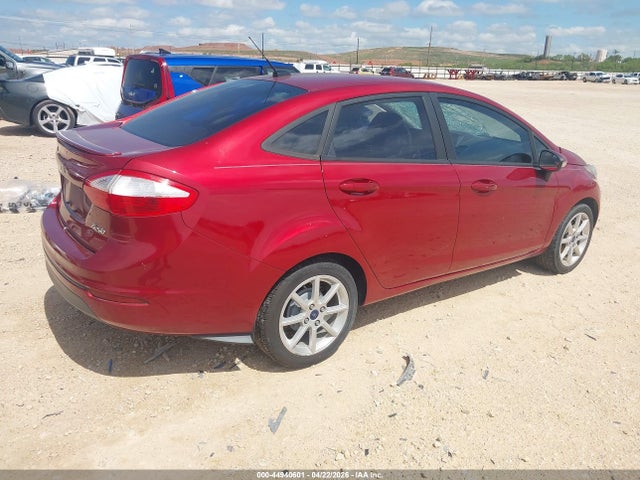 FORD FIESTA SE - 4