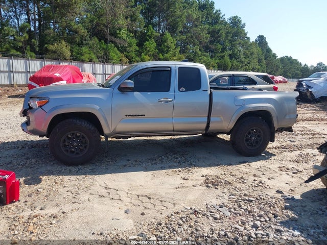 2021 Toyota TACOMA SR5 V6 照片 15