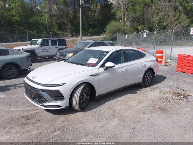 HYUNDAI SONATA HYBRID BLUE - 2