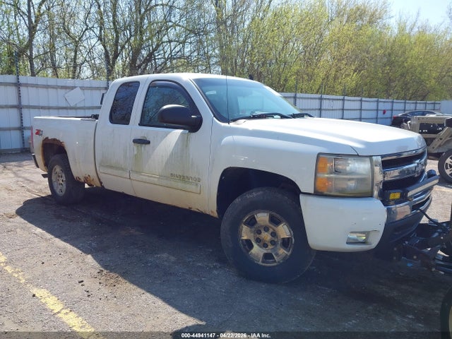 CHEVROLET SILVERADO 1500 LT - 1