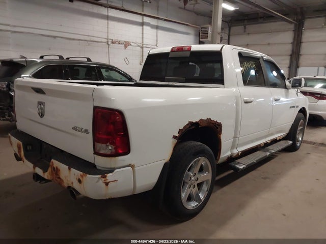 DODGE RAM 1500 SLT/SPORT/TRX - 4