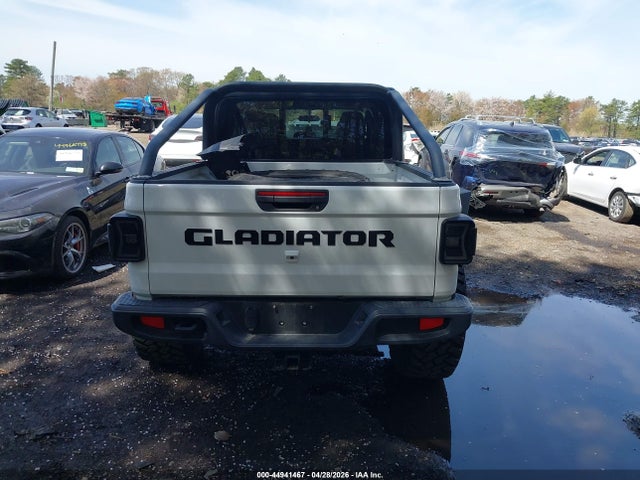 صورة 16 لـ 2021 JEEP GLADIATOR SPORT S 4X4