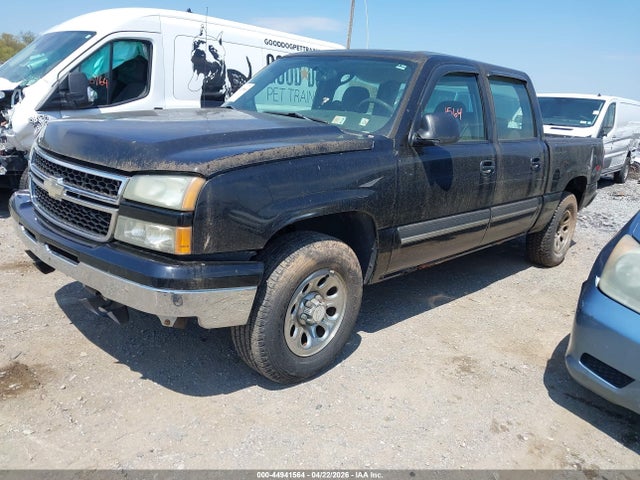 CHEVROLET SILVERADO 1500 CLASSIC LS - 2