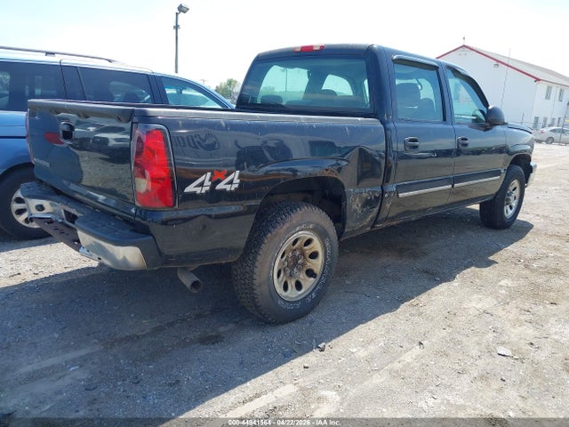 CHEVROLET SILVERADO 1500 CLASSIC LS - 4