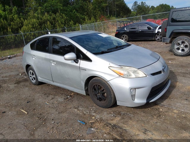 TOYOTA PRIUS - 1
