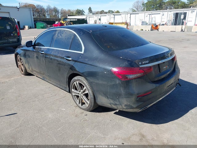 2022 Mercedes-BENZ E 350 4MATIC — миниатюра 3