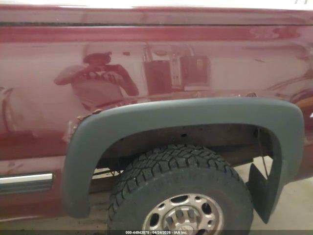 CHEVROLET SILVERADO - 6