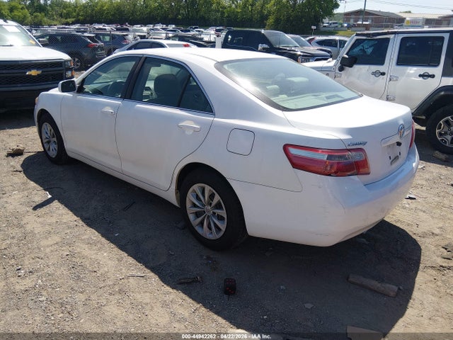 TOYOTA CAMRY - 3