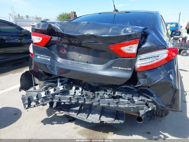 FORD FUSION ENERGI TITANIUM - 6