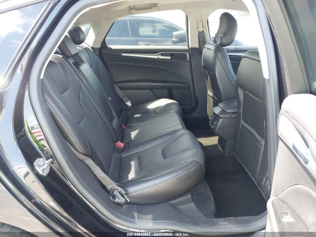 FORD FUSION ENERGI TITANIUM - 8