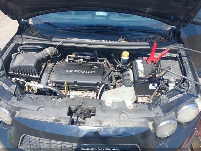 CHEVROLET SONIC 2LT - 10