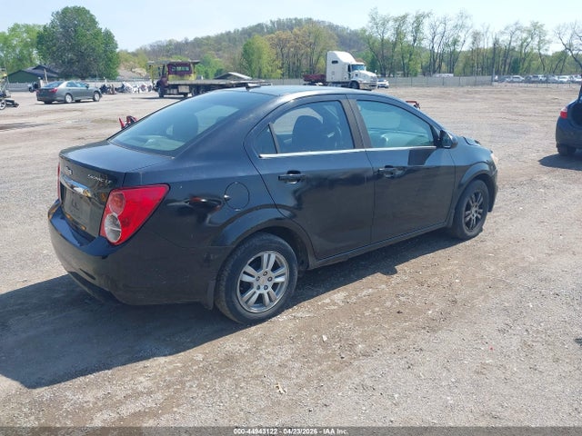 CHEVROLET SONIC 2LT - 4