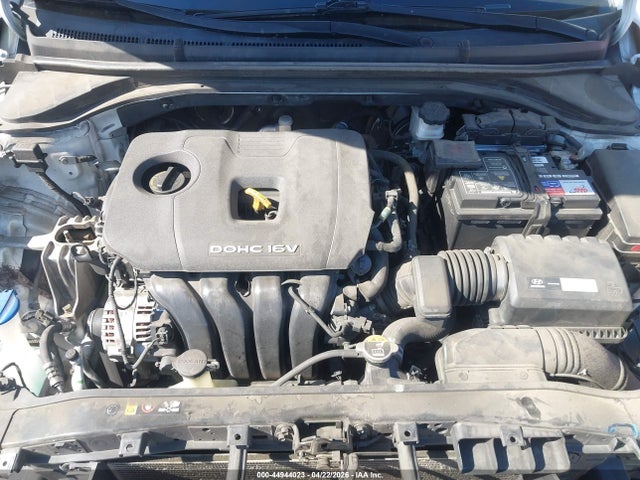 HYUNDAI ELANTRA - 10