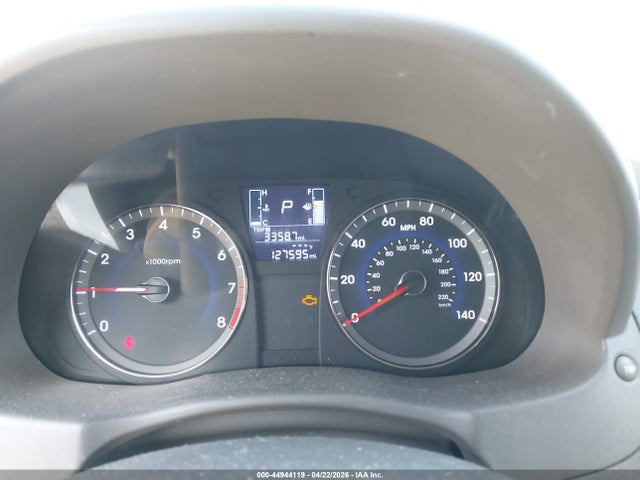 HYUNDAI ACCENT GLS - 7