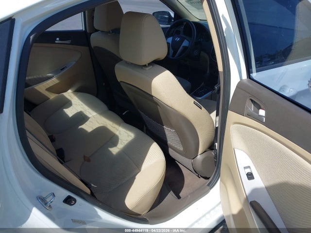 HYUNDAI ACCENT GLS - 8