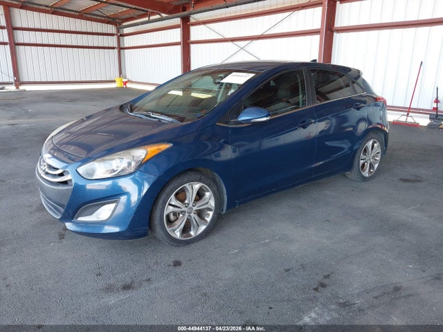 HYUNDAI ELANTRA GT - 2