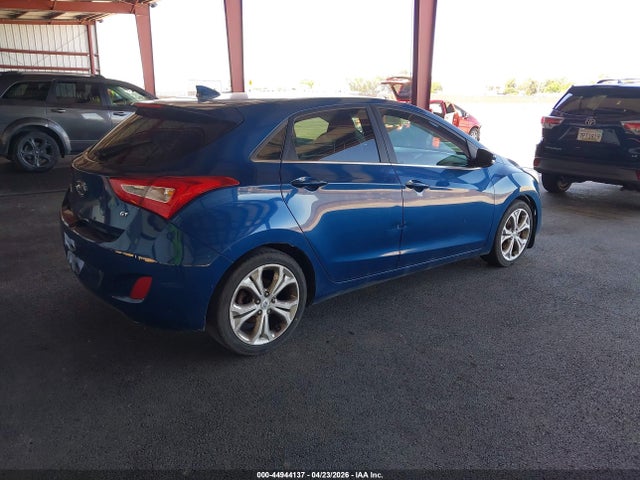 HYUNDAI ELANTRA GT - 4