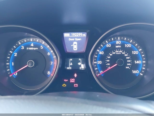 HYUNDAI ELANTRA GT - 7