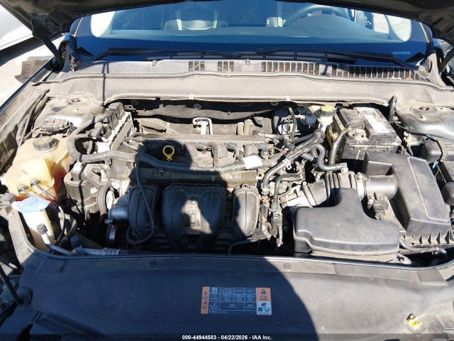 FORD FUSION SE - 10