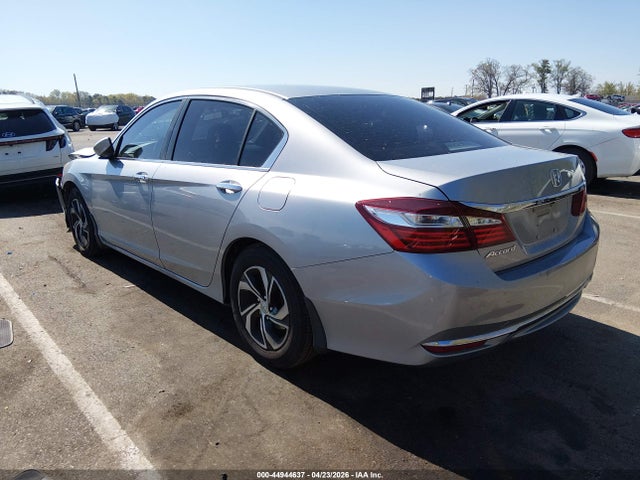 2017 Honda ACCORD LX — фото 3