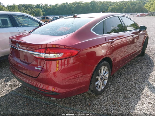 FORD FUSION SE - 4