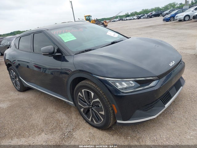 2022 KIA EV6 LIGHT