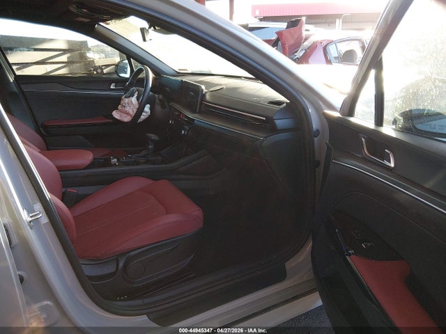 صورة 5 لـ 2025 KIA K5 GT-LINE