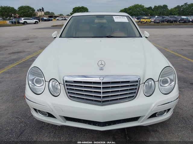 MERCEDES-BENZ E-CLASS - 6