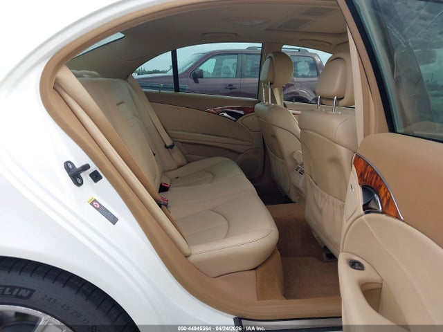 MERCEDES-BENZ E-CLASS - 8
