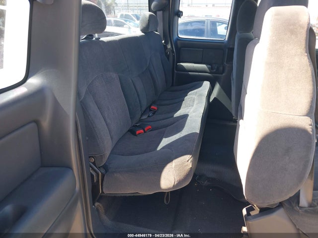 CHEVROLET SILVERADO 1500 LS - 8