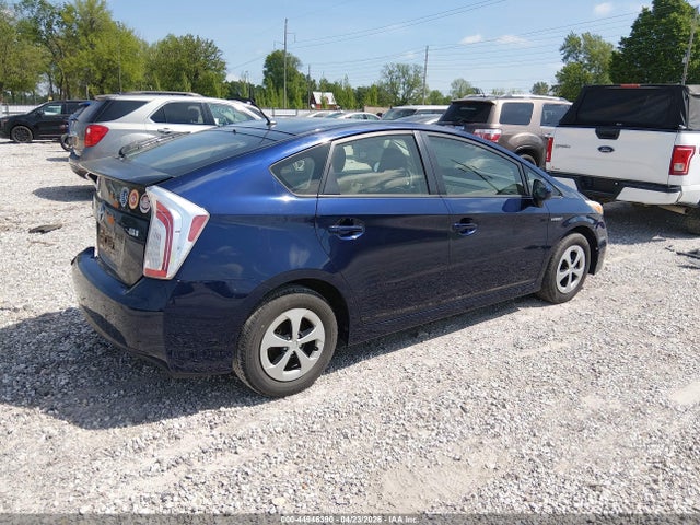 TOYOTA PRIUS - 4