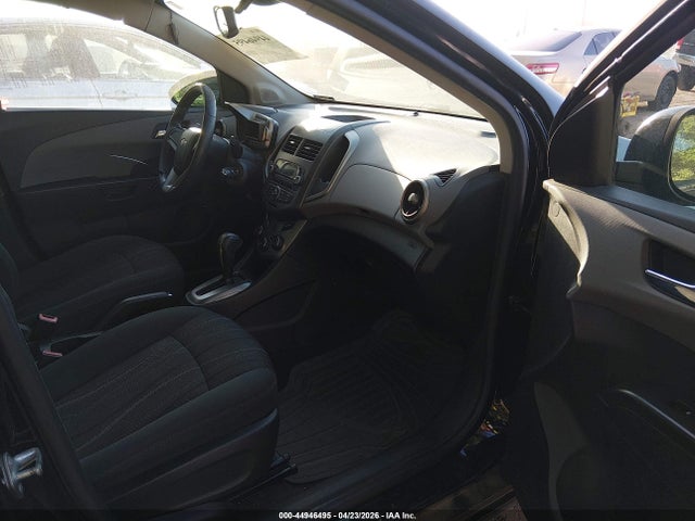 CHEVROLET SONIC 2LT - 5