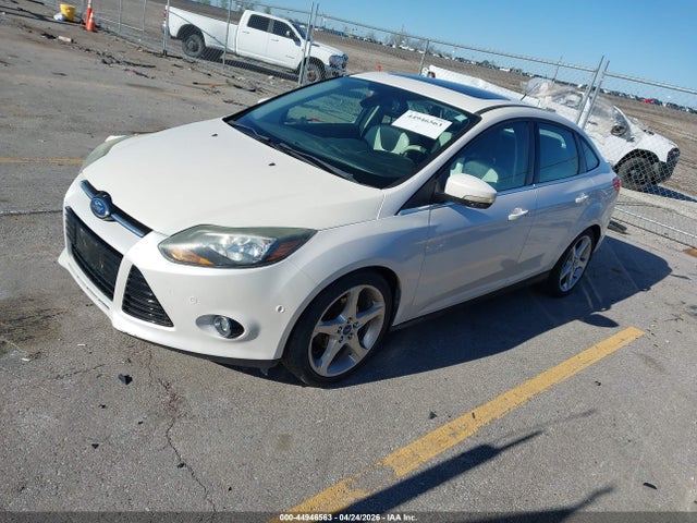 FORD FOCUS TITANIUM - 2