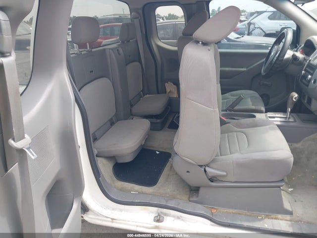 2018 Nissan FRONTIER S — фото 8