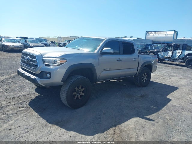 2017 Toyota TACOMA TRD SPORT photo 2